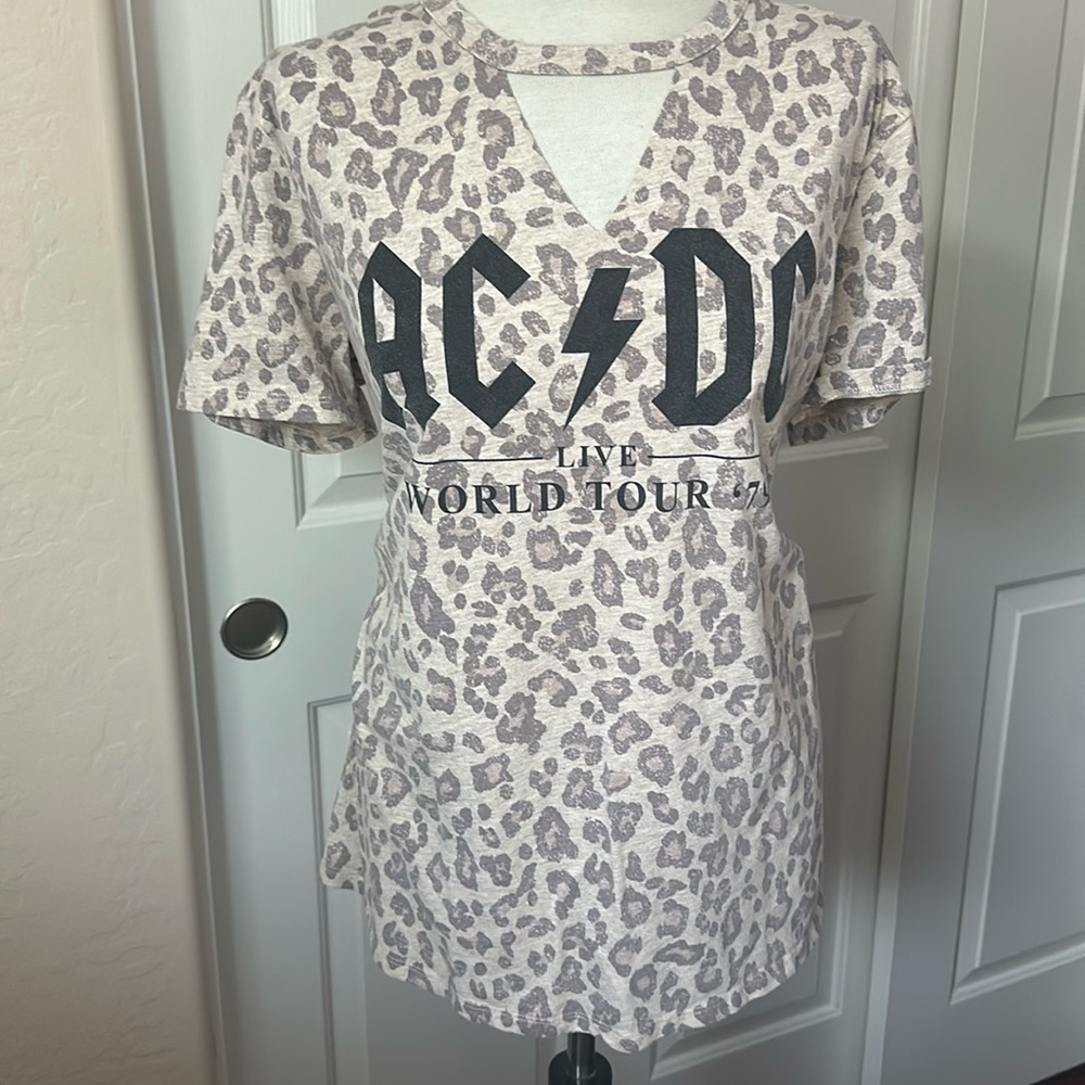 AC/DC t shirt